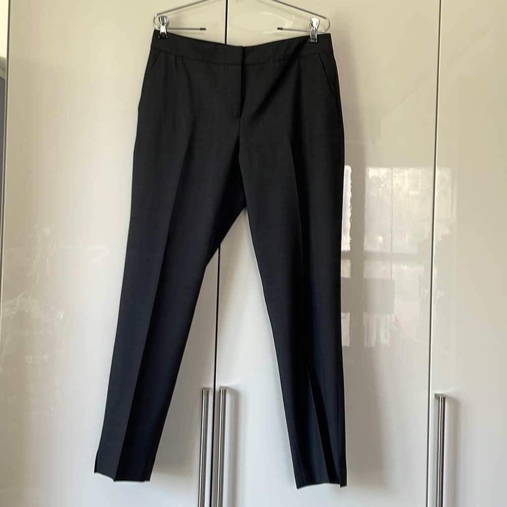 HOBBS Suit Pants in Gray Size-USA 8/UK 12 3$60